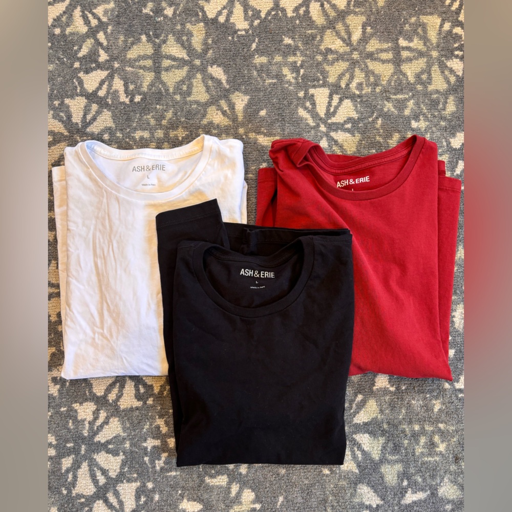 Set of 3 Ash & Erie men's tshirts size large in red, black and white